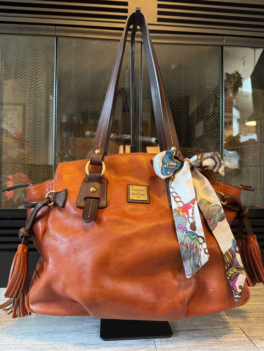 Amazing Dooney and Bourke Florentine Winged Satchel shoulder bag purse